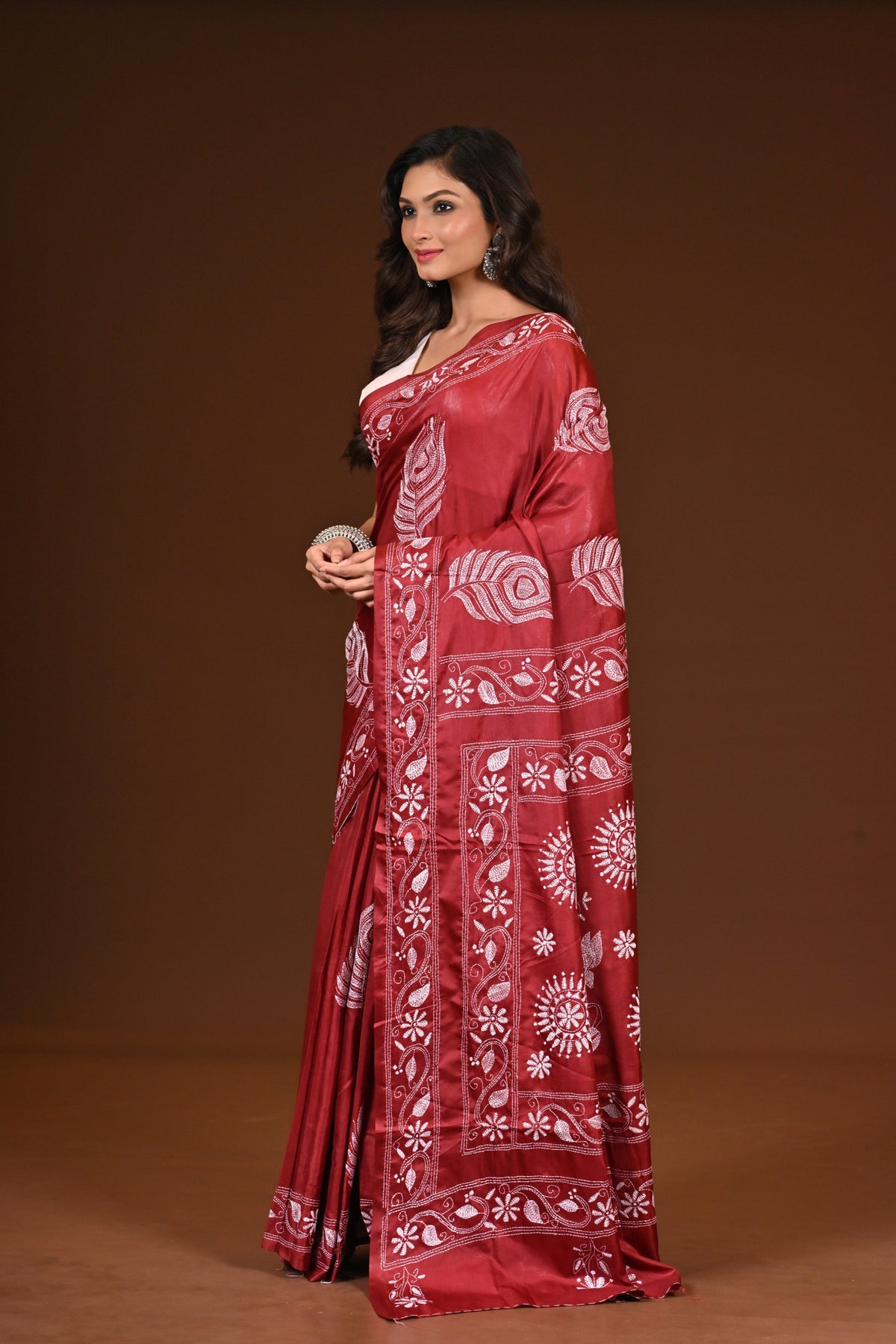 BLENDED SILK KANTHA SAREE