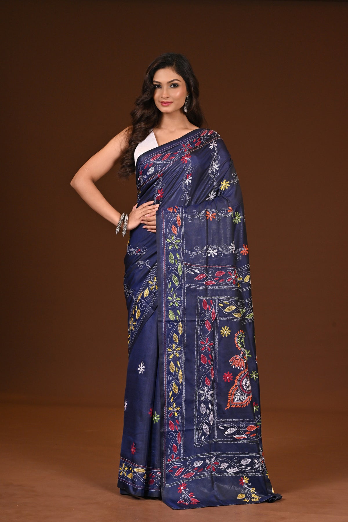 BLENDED SILK KANTHA SAREE