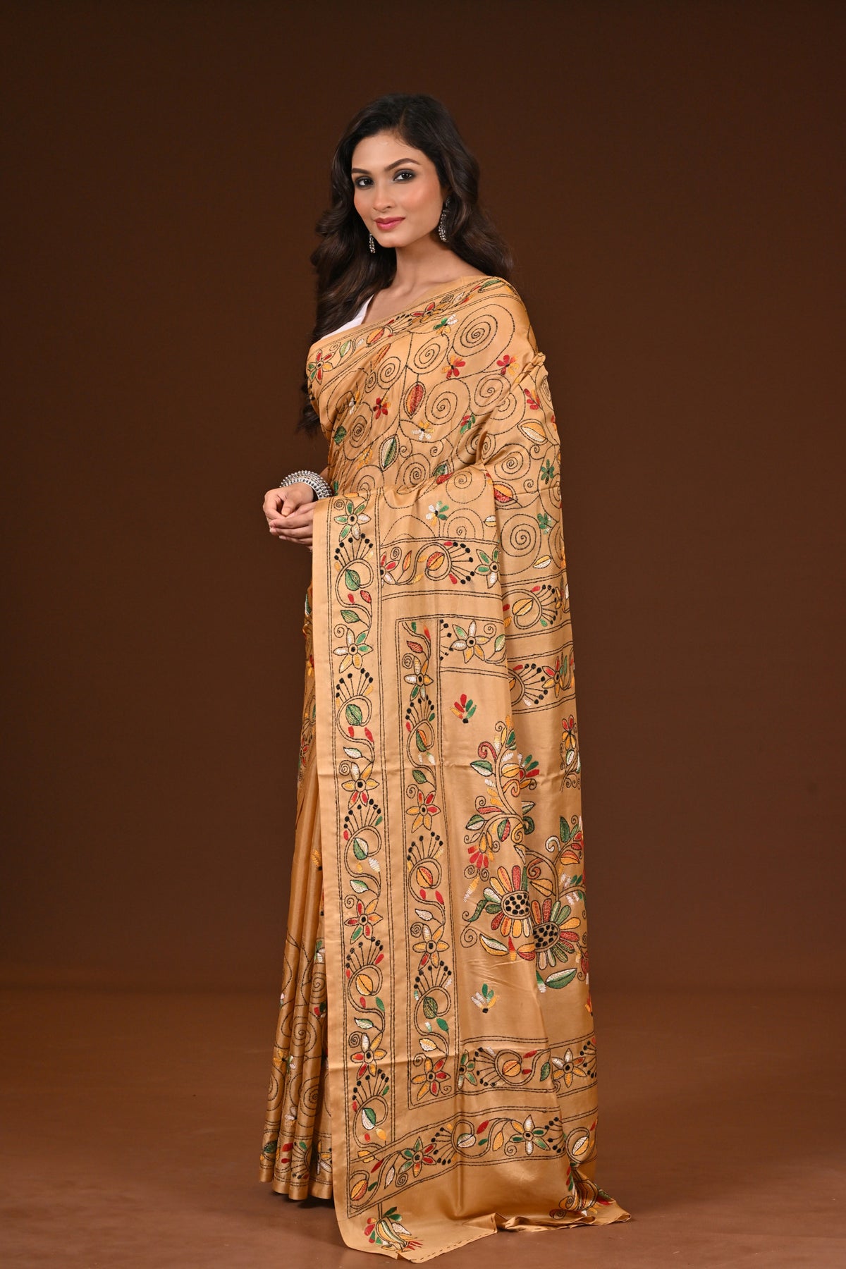 BLENDED SILK KANTHA SAREE