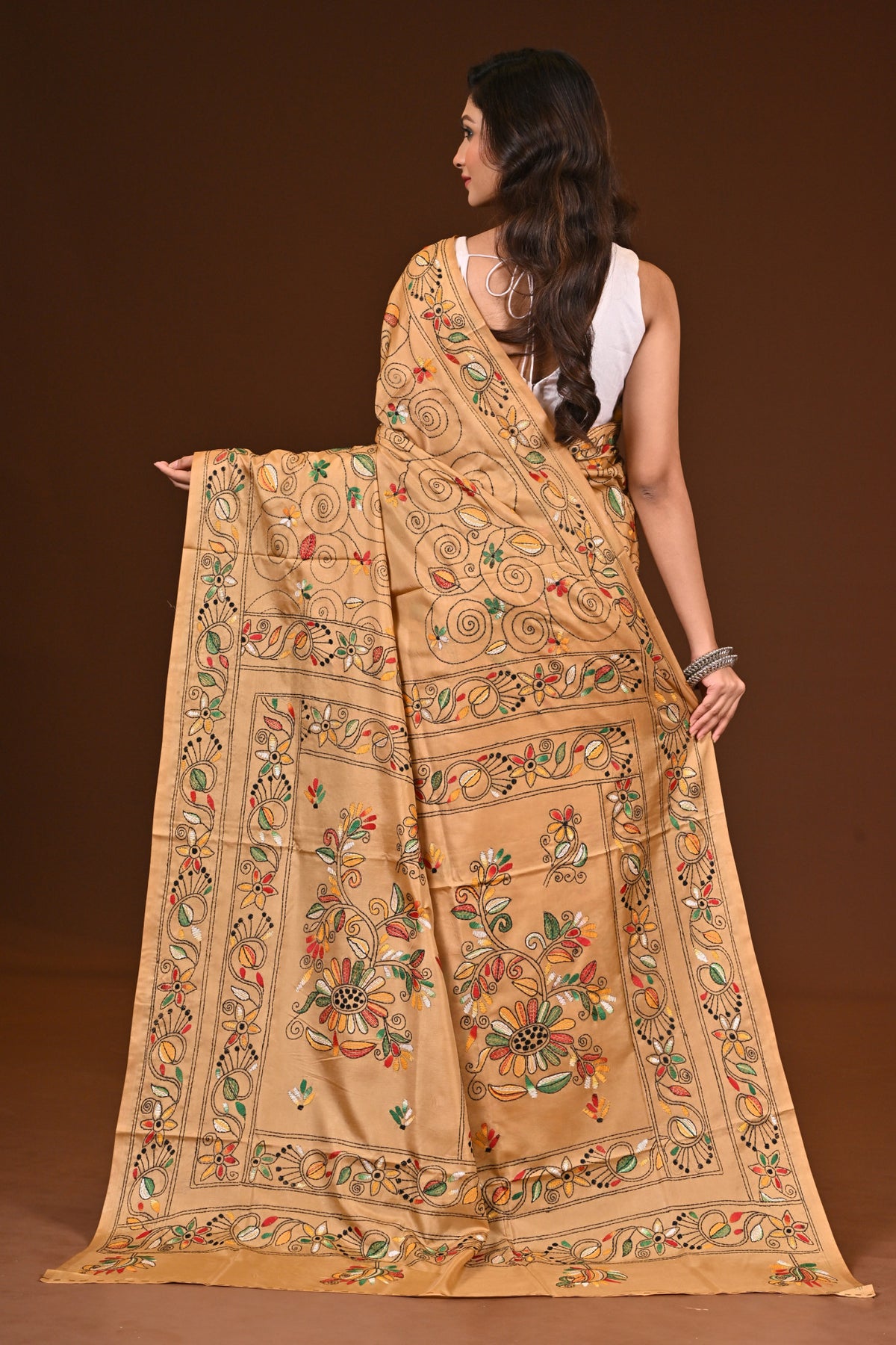 BLENDED SILK KANTHA SAREE