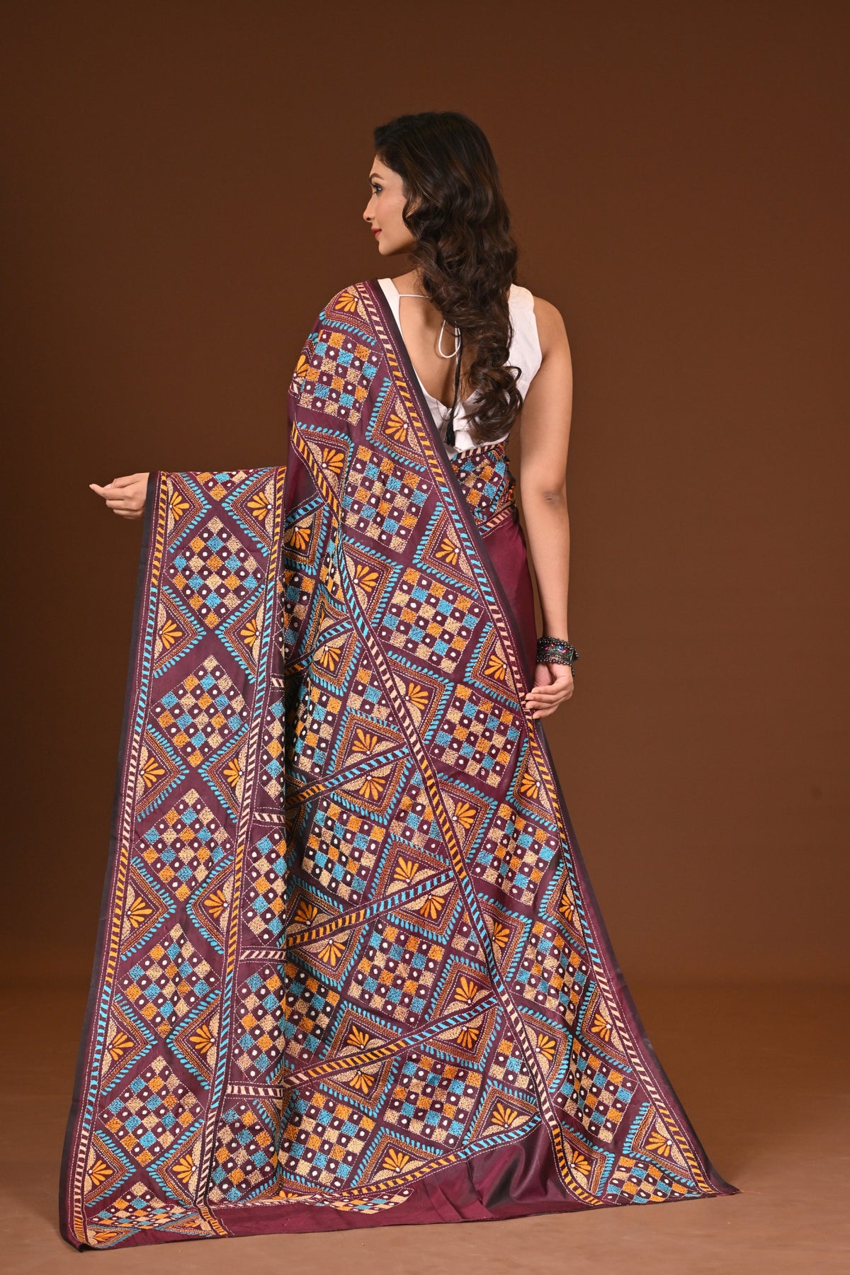 BLENDED SILK KANTHA SAREE