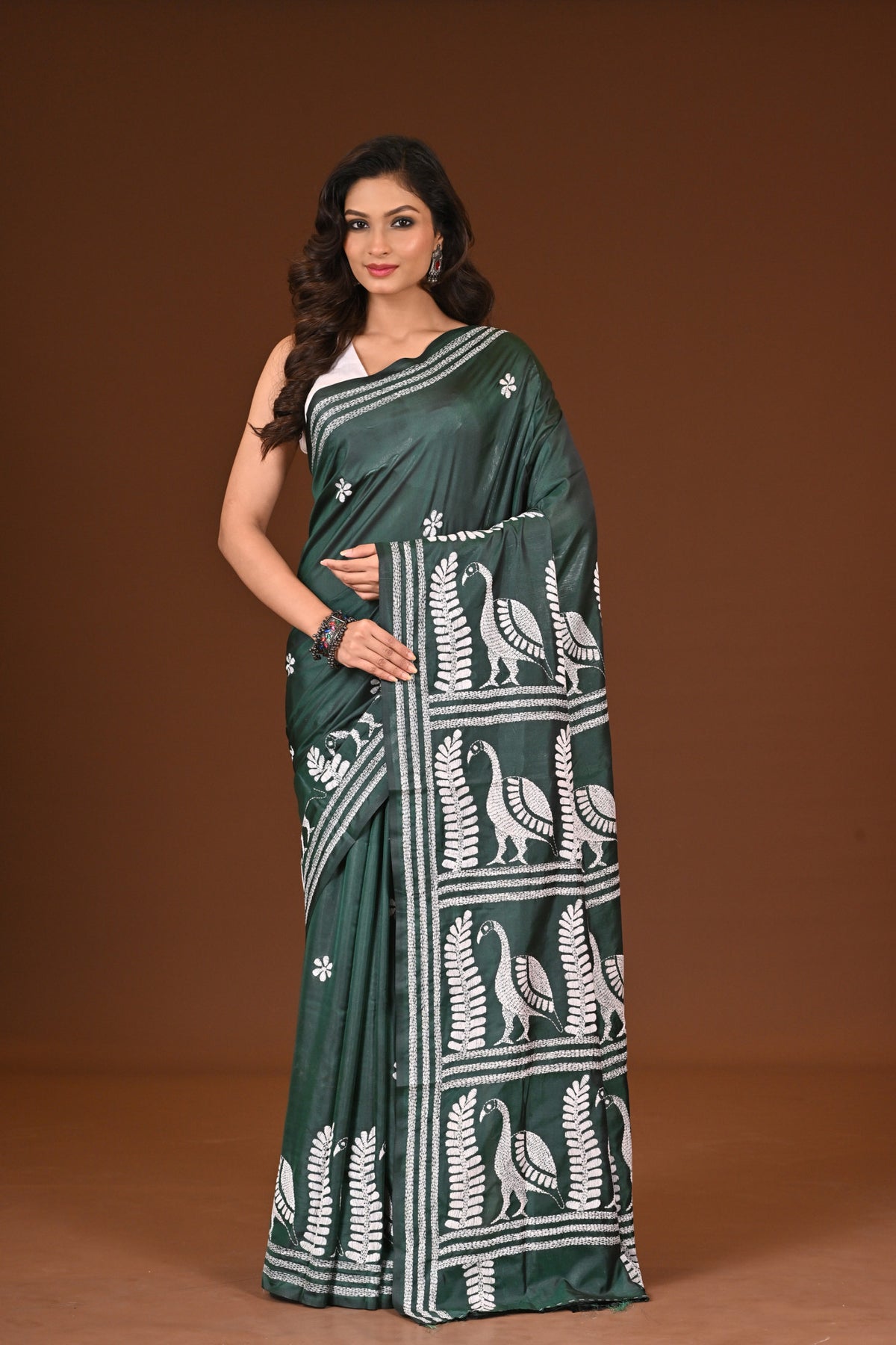 BLENDED SILK KANTHA SAREE