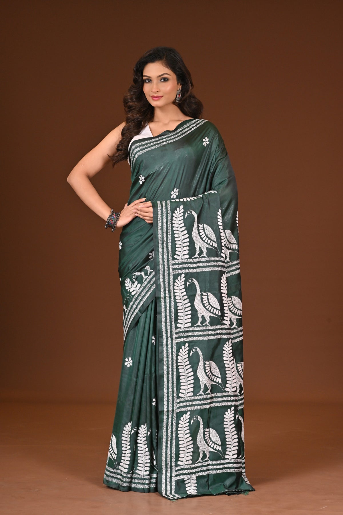 BLENDED SILK KANTHA SAREE