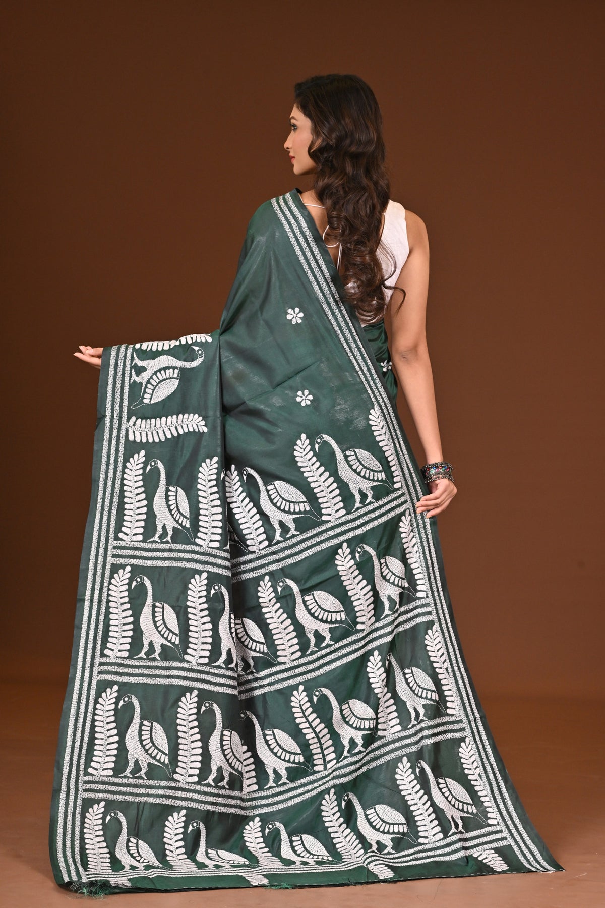 BLENDED SILK KANTHA SAREE