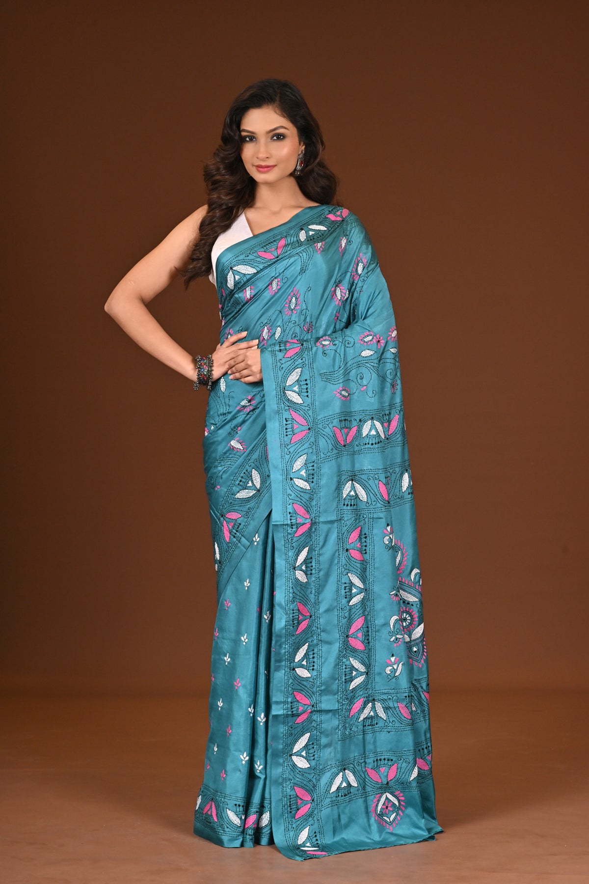 BLENDED SILK KANTHA SAREE