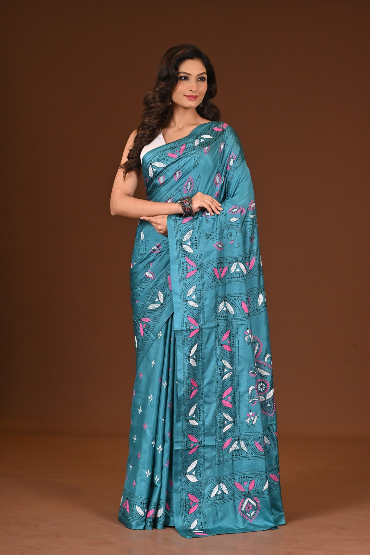 BLENDED SILK KANTHA SAREE
