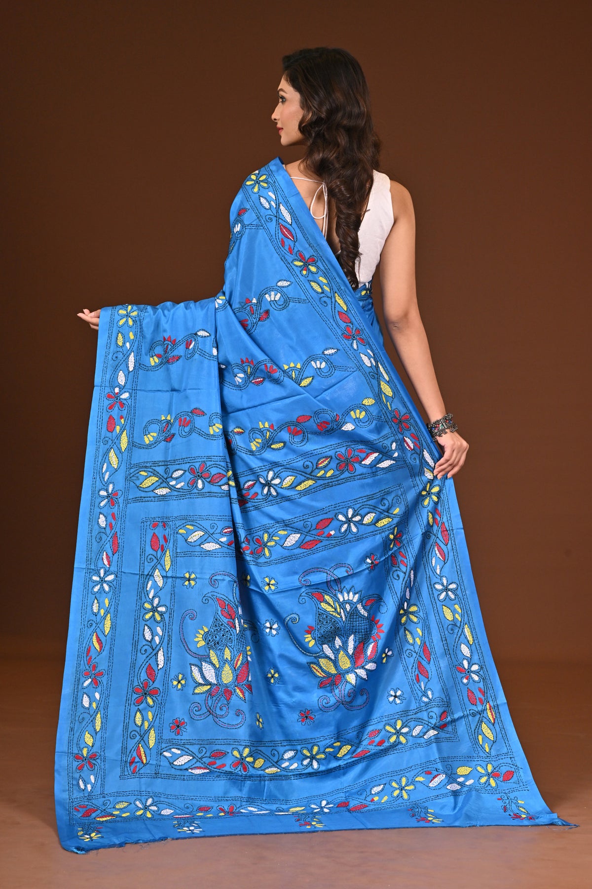 BLENDED SILK KANTHA SAREE