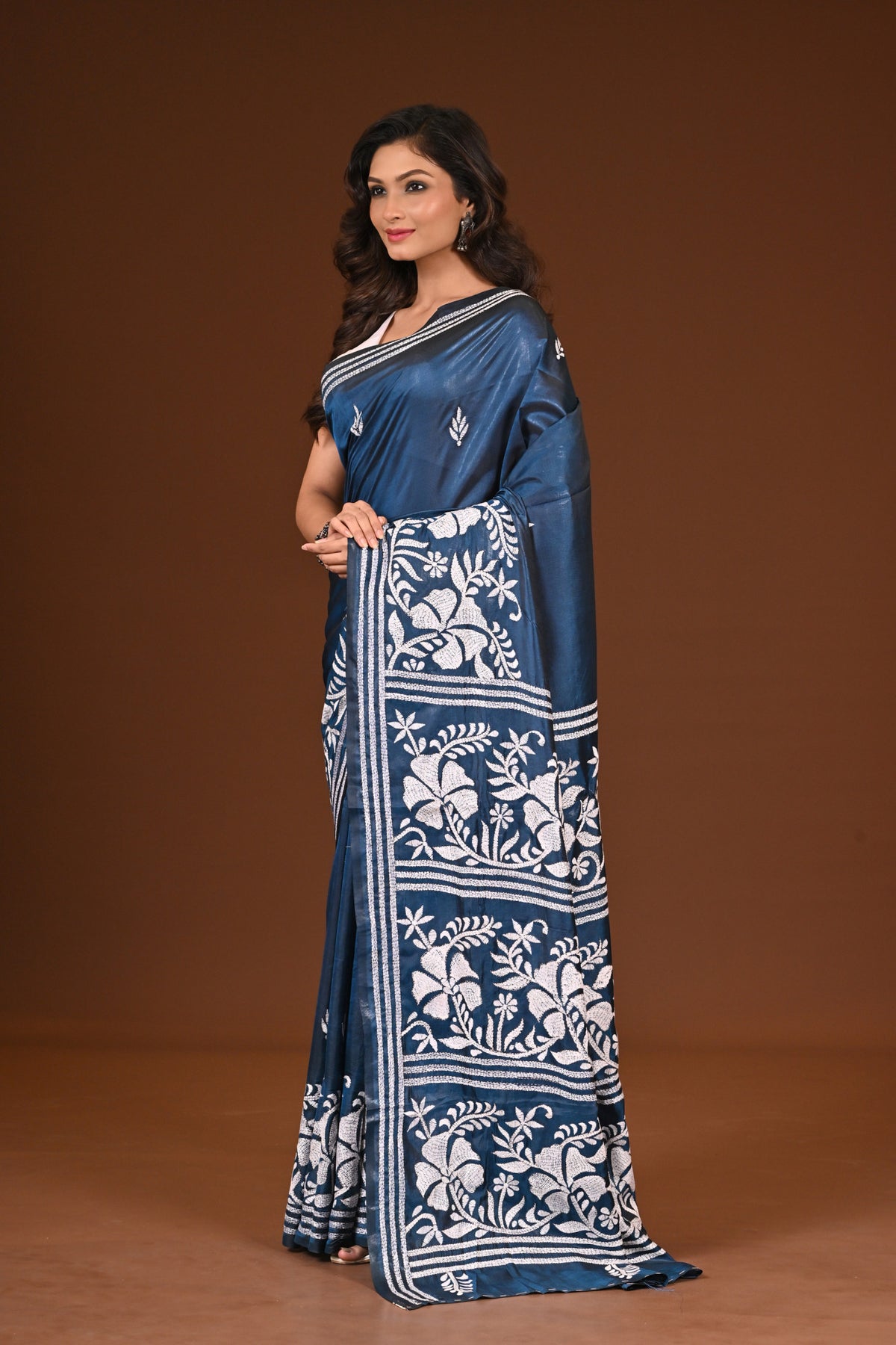 BLENDED SILK KANTHA SAREE