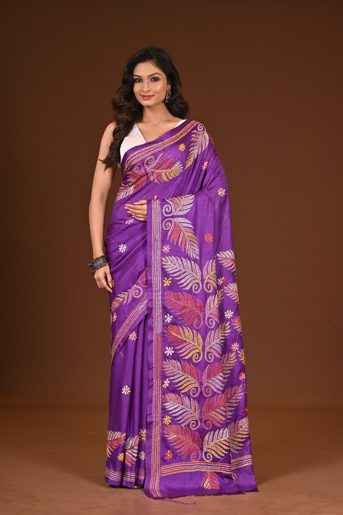 BLENDED SILK KANTHA SAREE