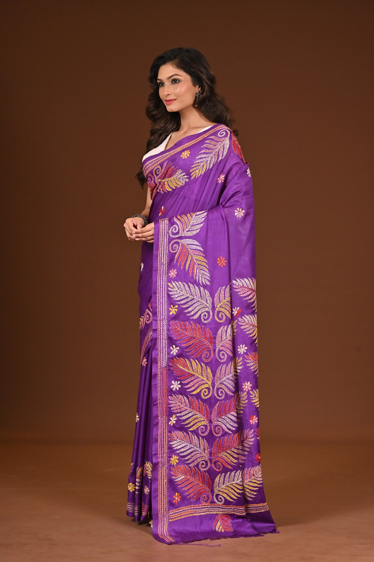 BLENDED SILK KANTHA SAREE