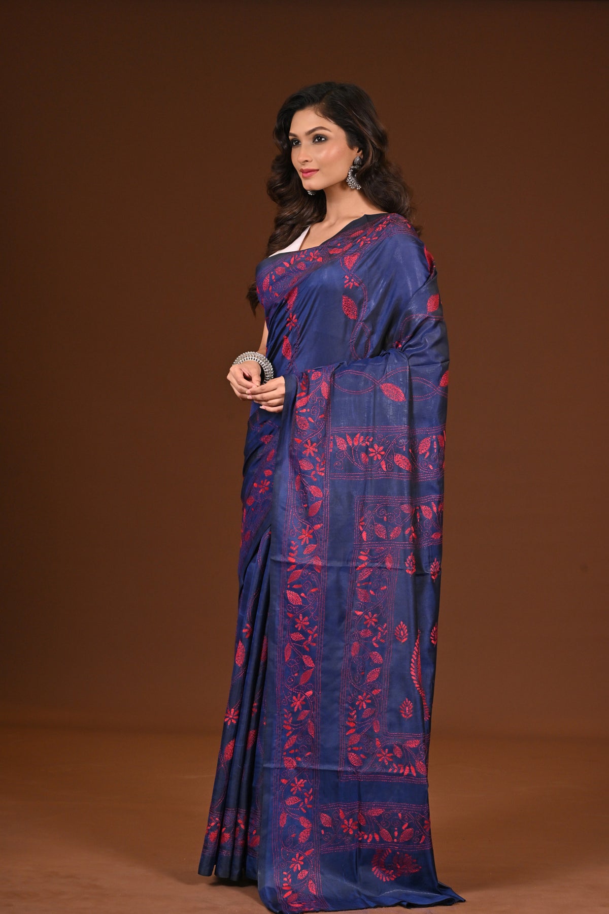 BLENDED SILK KANTHA SAREE