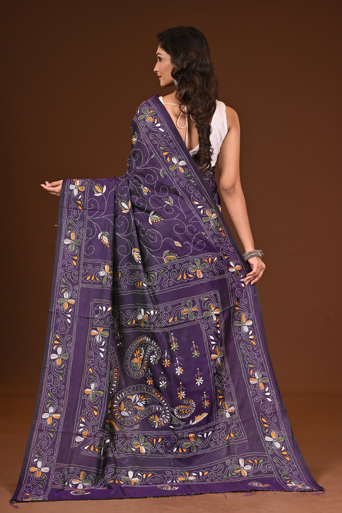 BLENDED SILK KANTHA SAREE