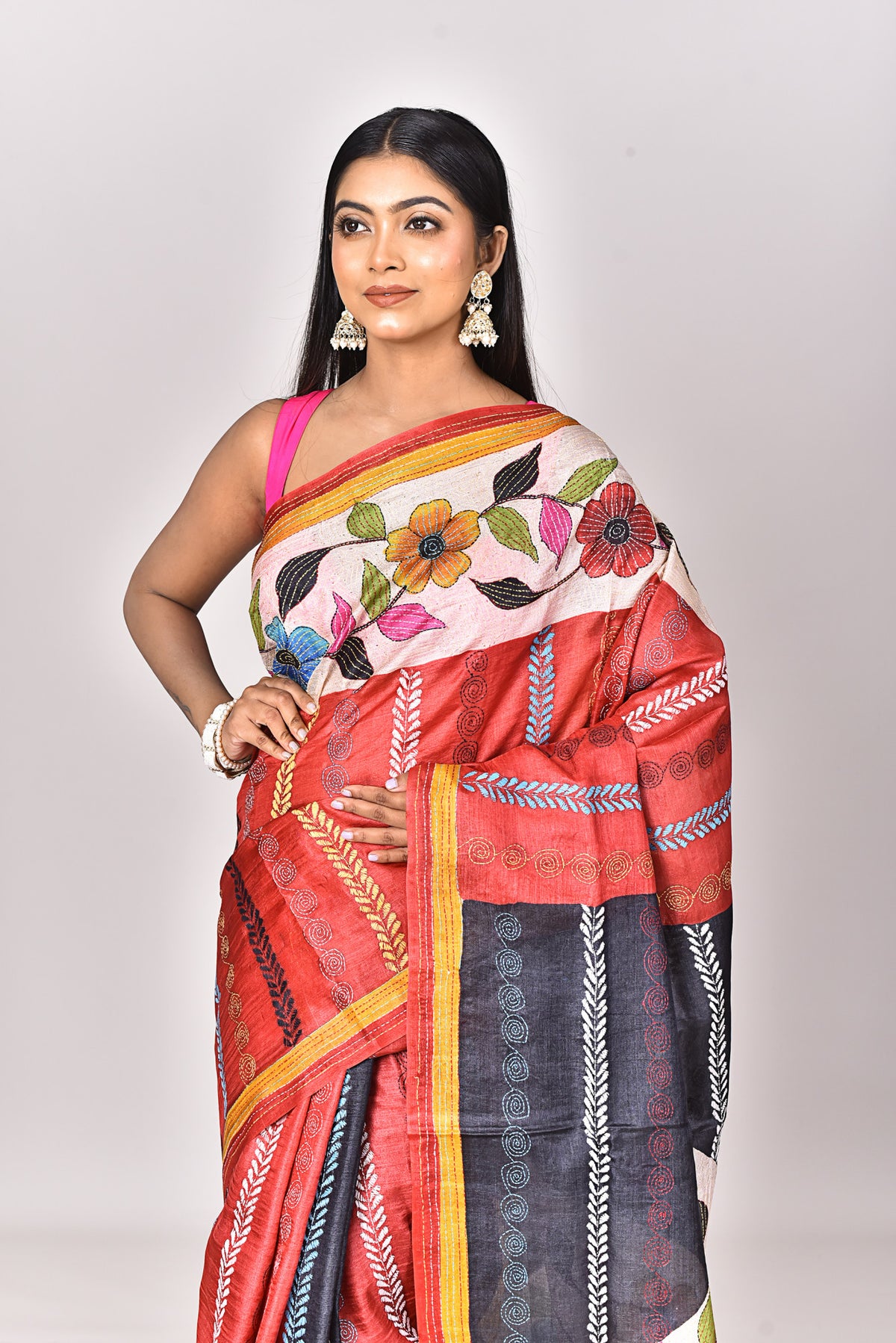 TUSSAR HANDPRINT KANTHA SAREE