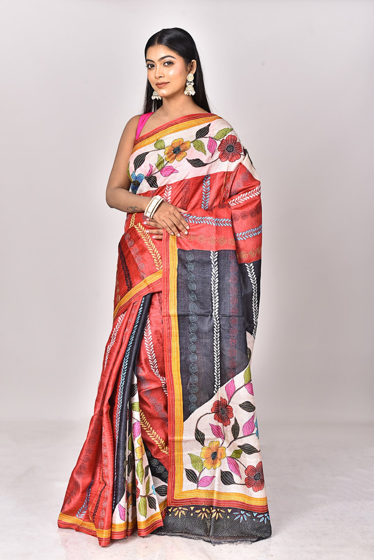 TUSSAR HANDPRINT KANTHA SAREE