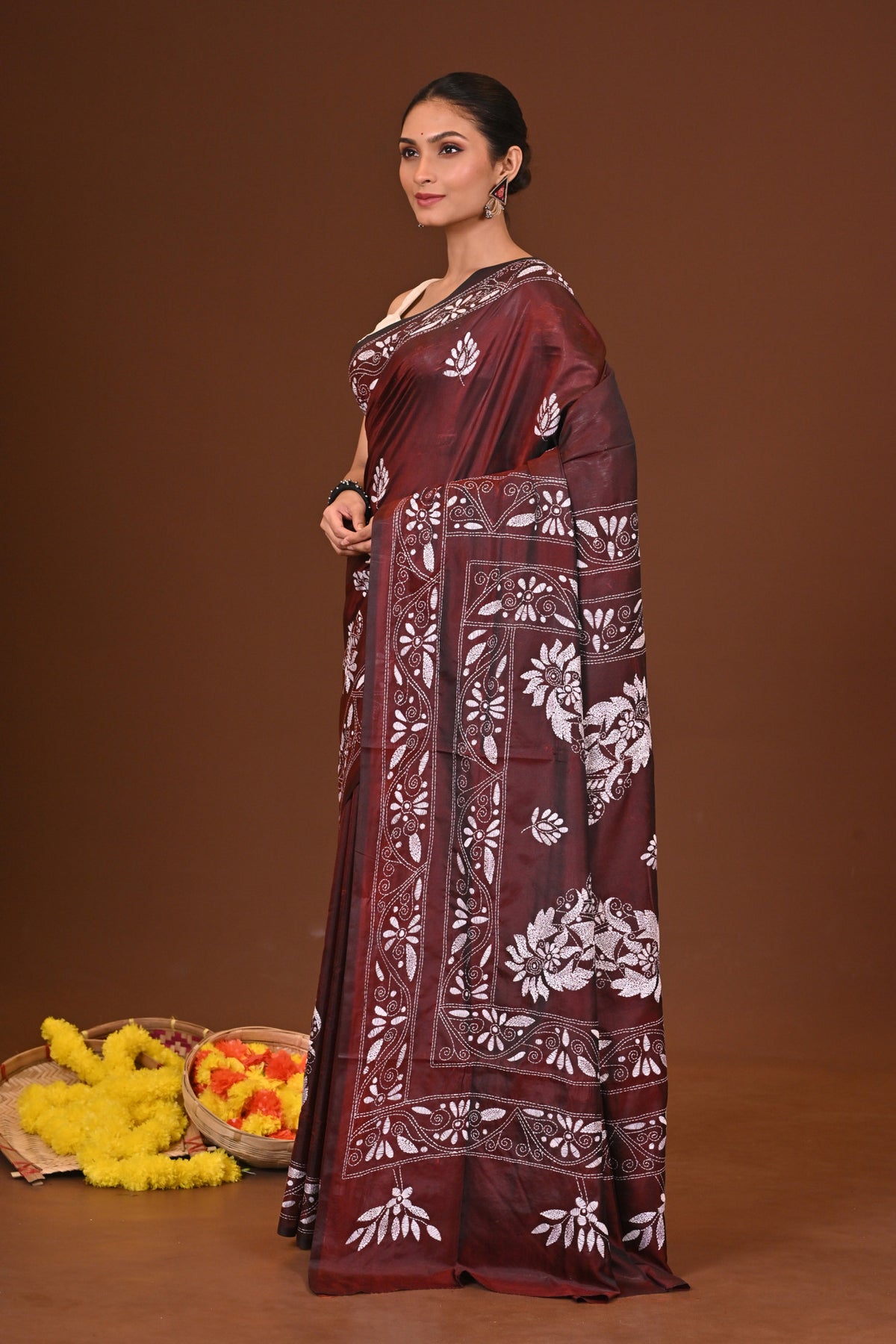 VASUNDHARA BLENDED SILK KANTHA SAREE