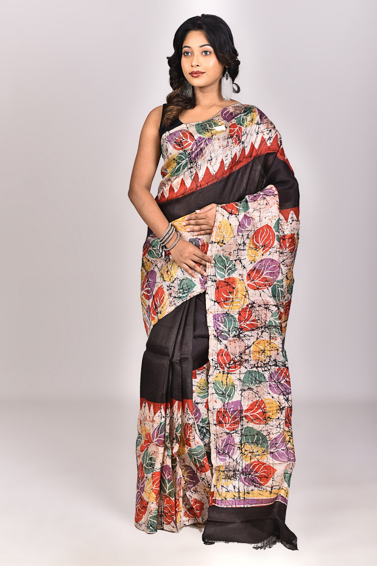 Women's Batik Silk Saree With Blouse Piece