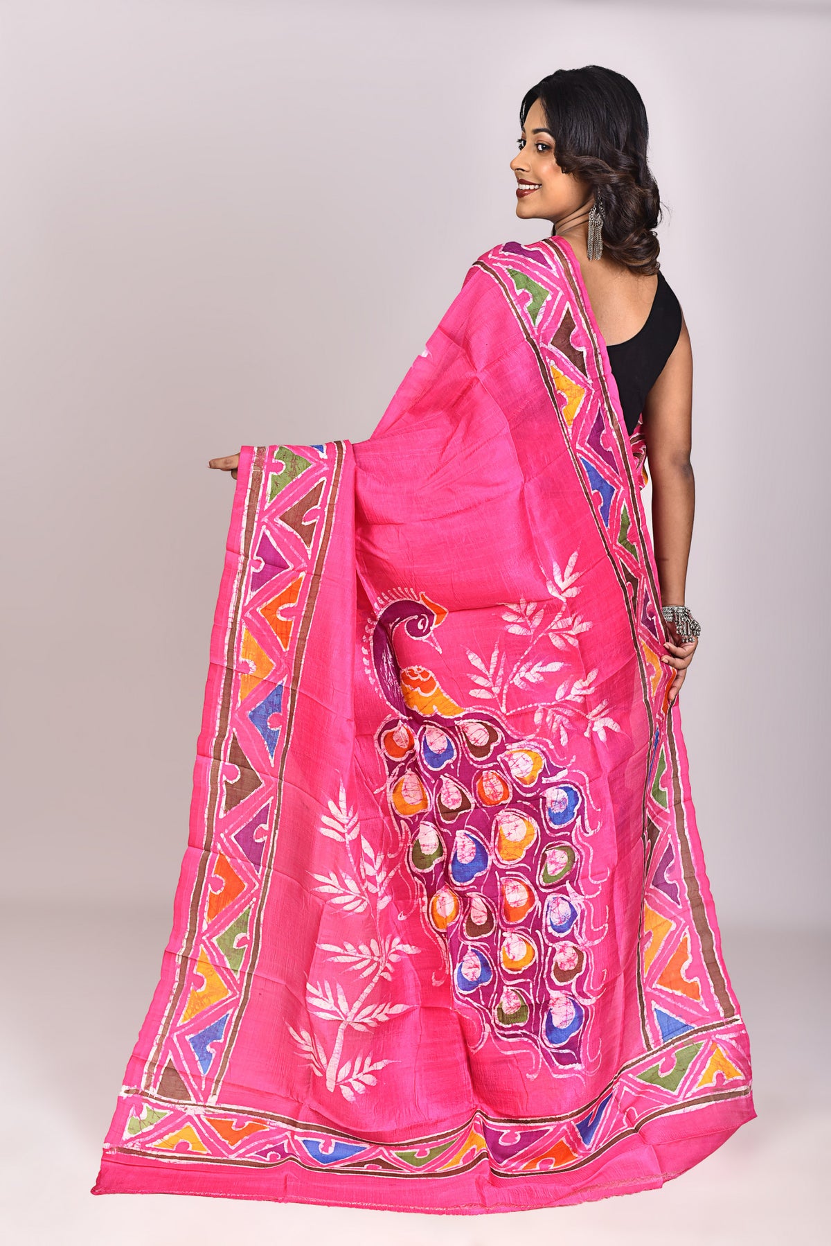Women's Batik Silk Saree With Blouse Piece
