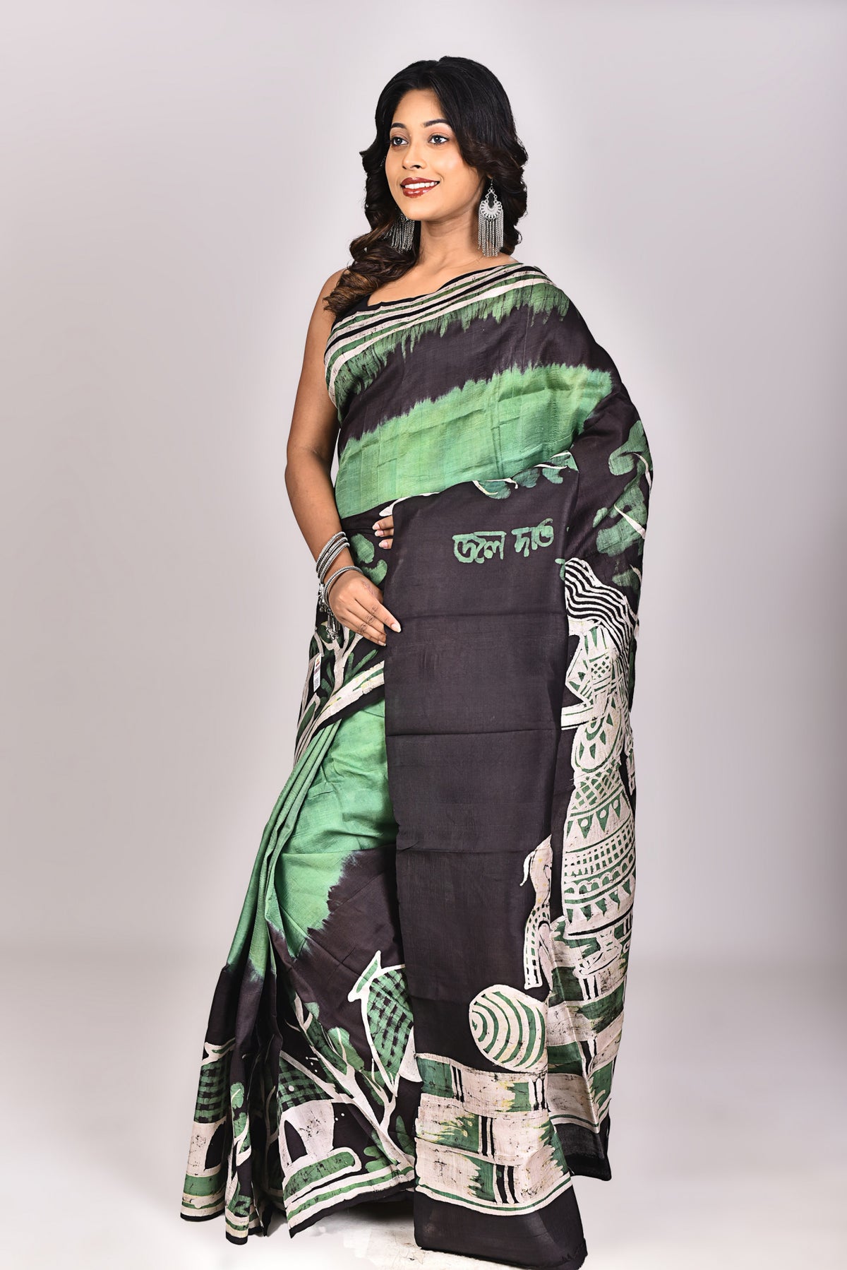 Women's Batik Silk Saree With Blouse Piece