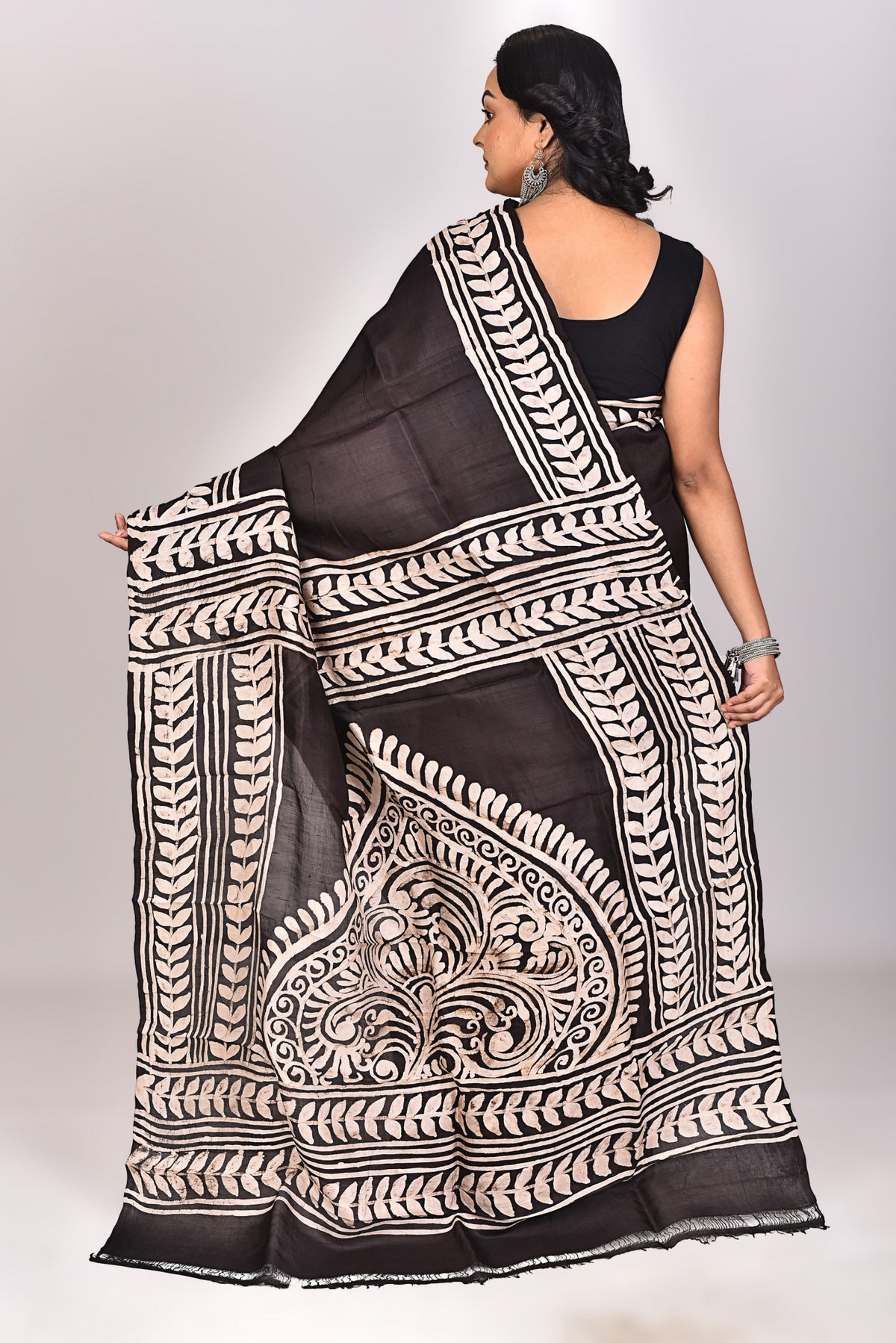 Women's Batik Silk Saree With Blouse Piece