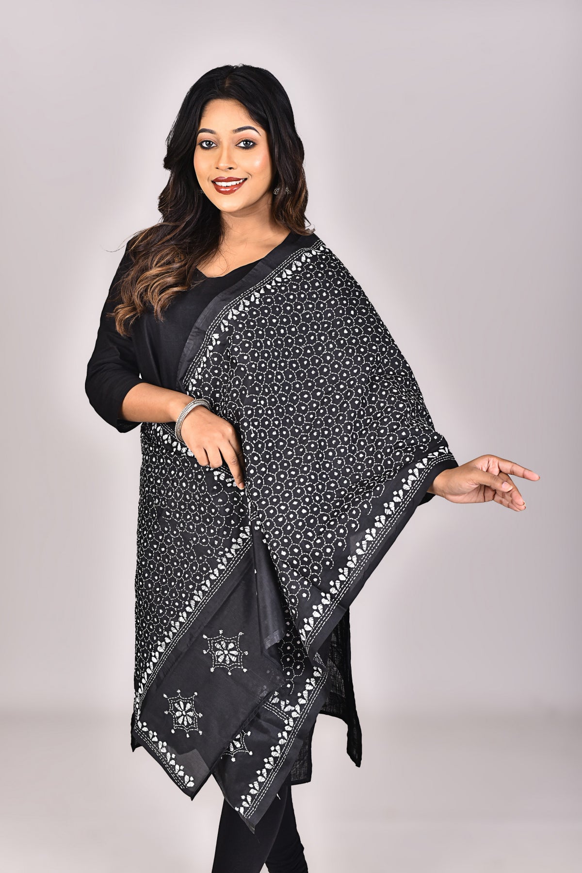 Women's Blended Silk Kantha Dupatta