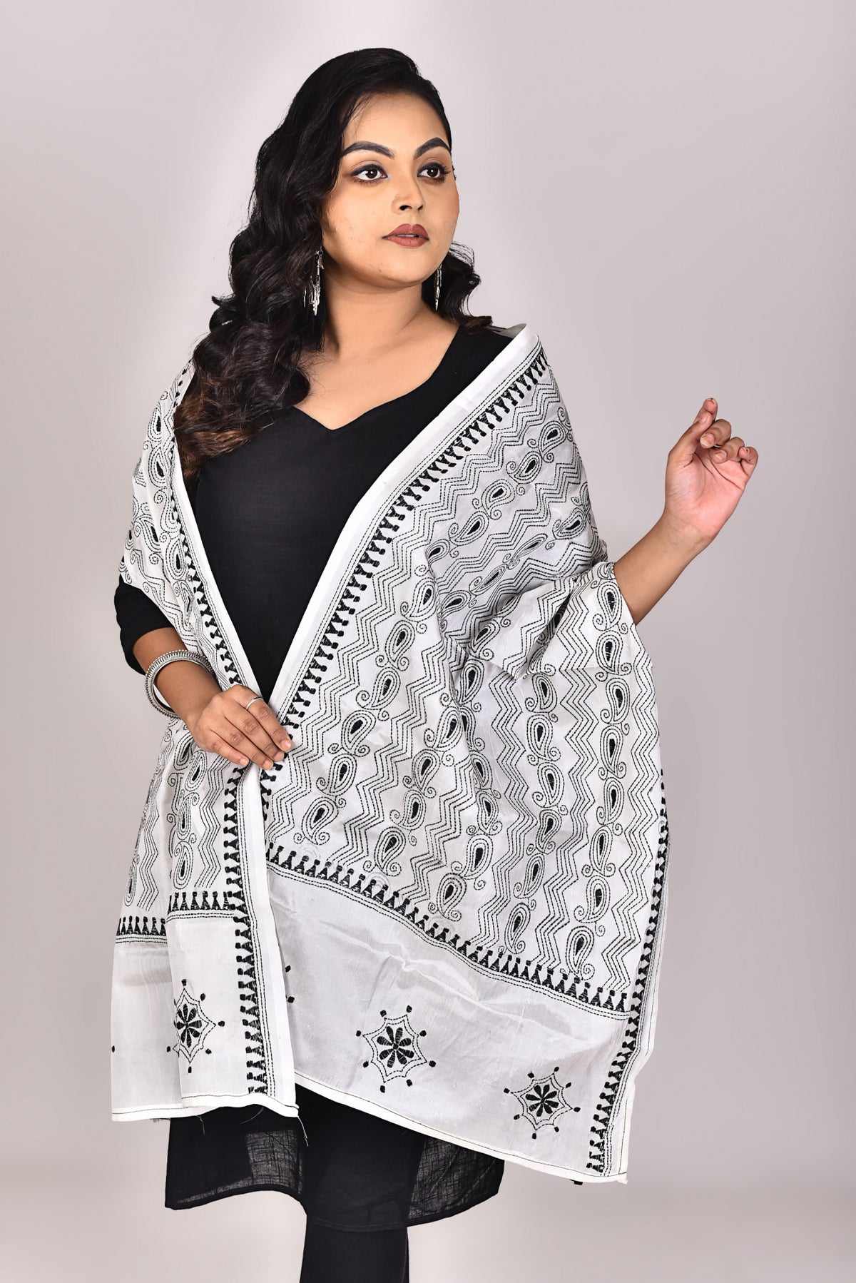 Women's Blended Silk Kantha Dupatta
