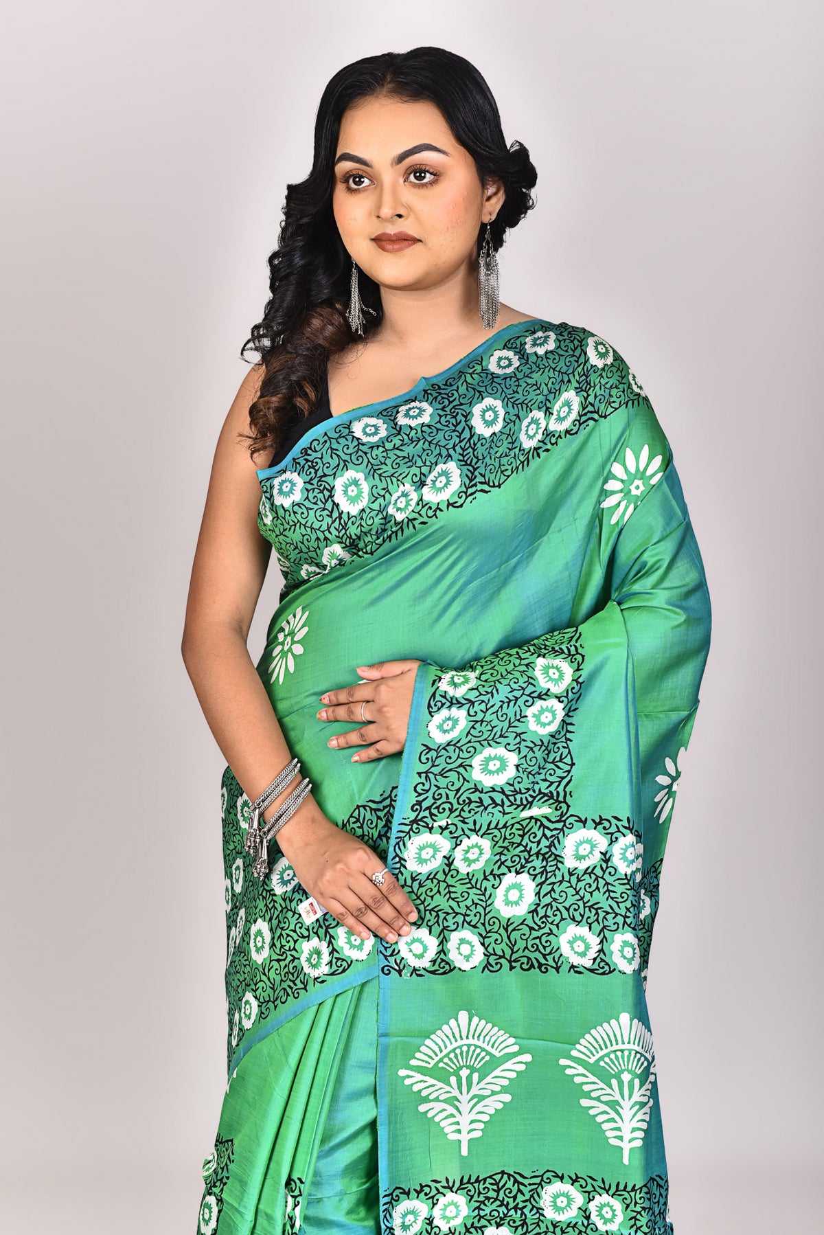Women's Katan Silk Block Saree With Blouse Piece
