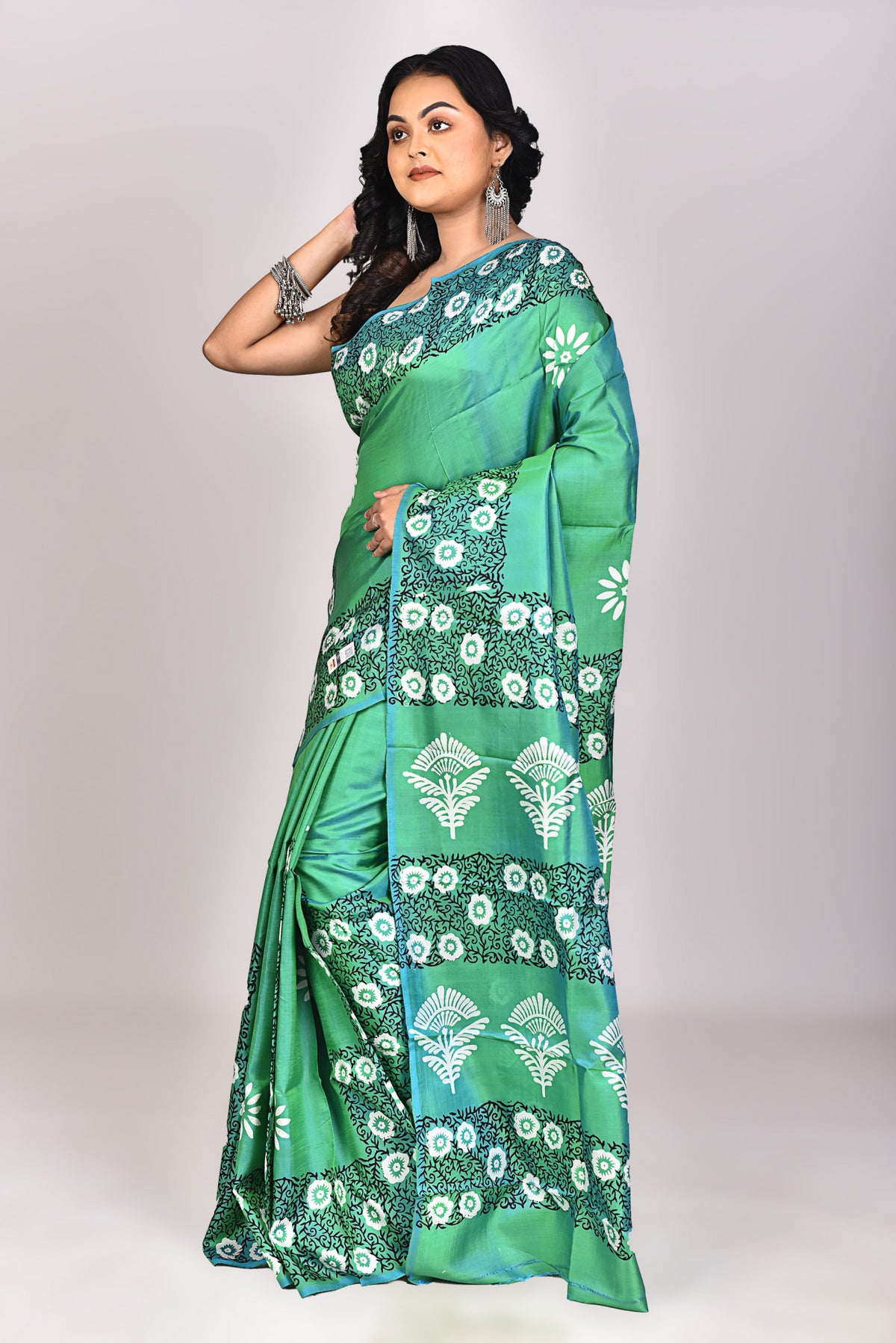 Women's Katan Silk Block Saree With Blouse Piece