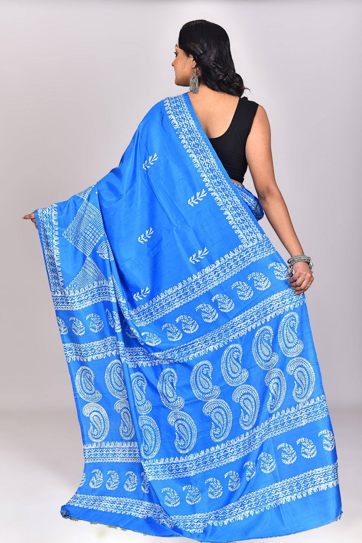 Women's Katan Silk Block Saree With Blouse Piece