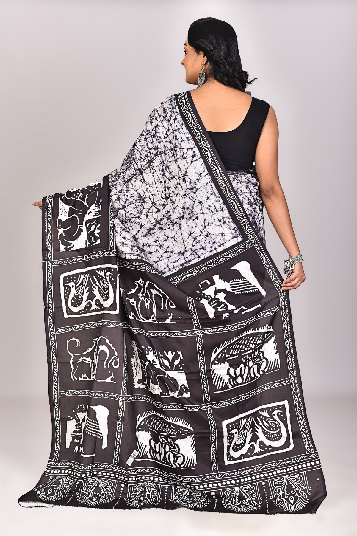 Women's Katan Silk Handbatik Saree With Blouse Piece