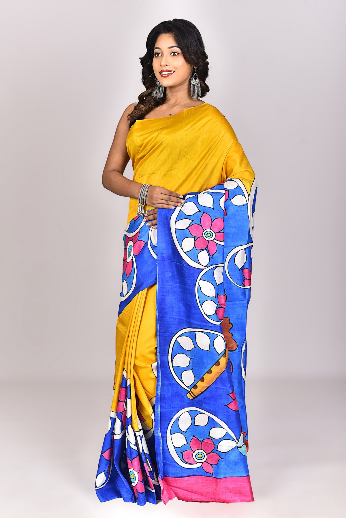 Women's Katan Silk Handprint Saree With Blouse Piece