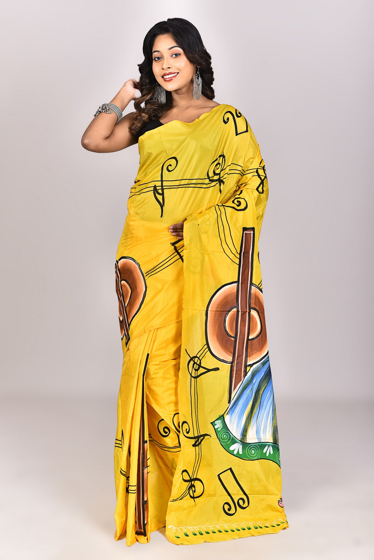 Women's Katan Silk Handprint Saree With Blouse Piece
