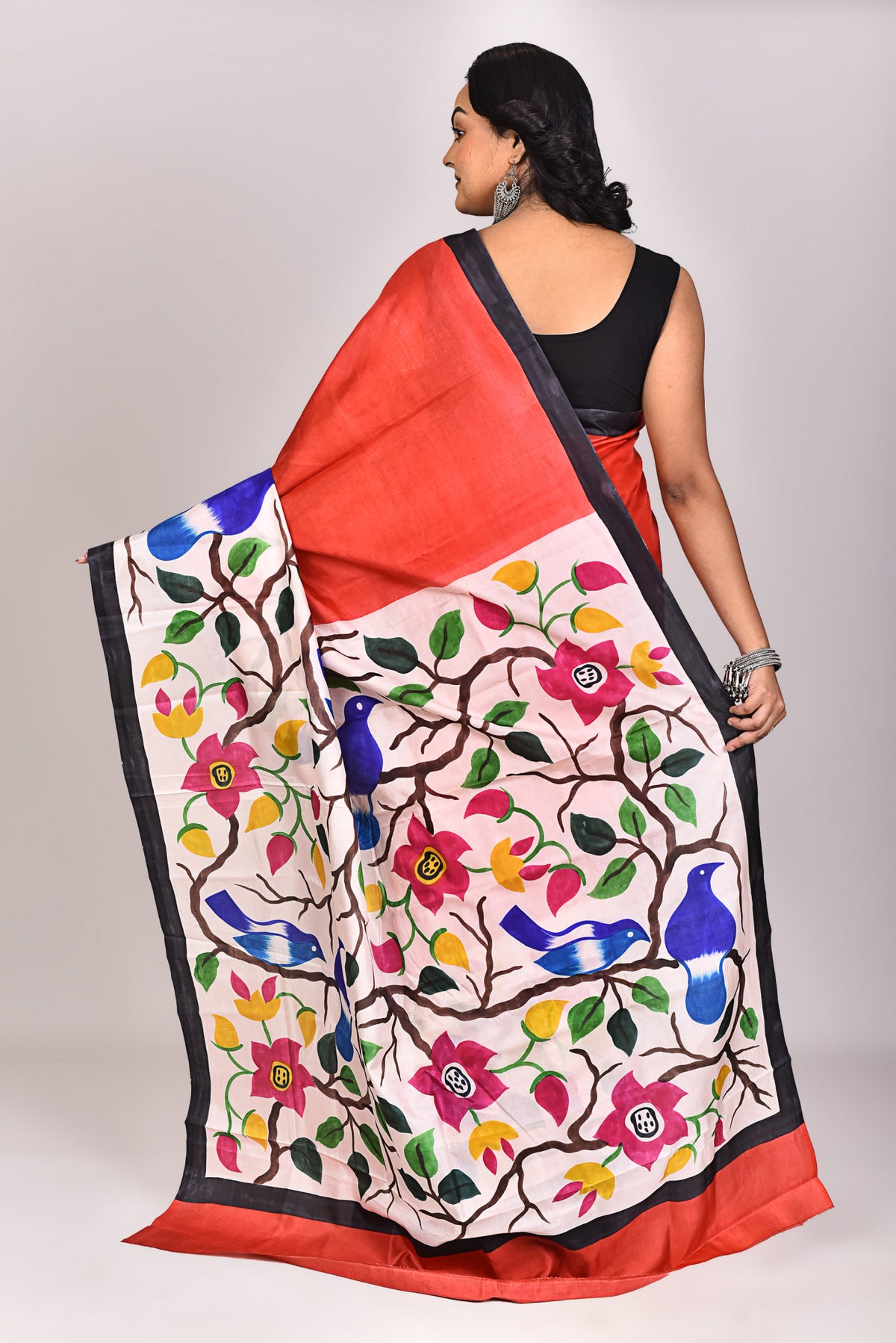 Women's Katan Silk Handprint Saree With Blouse Piece