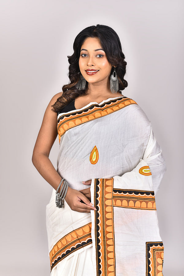 Women's Katan Silk Pattachitra Saree With Blouse Piece