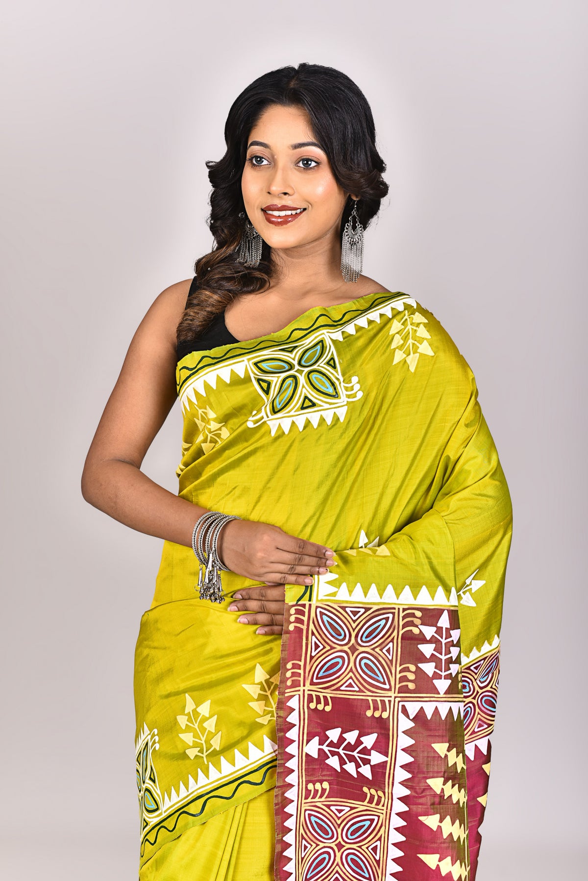 Women's Katan Silk Pattachitra Saree With Blouse Piece