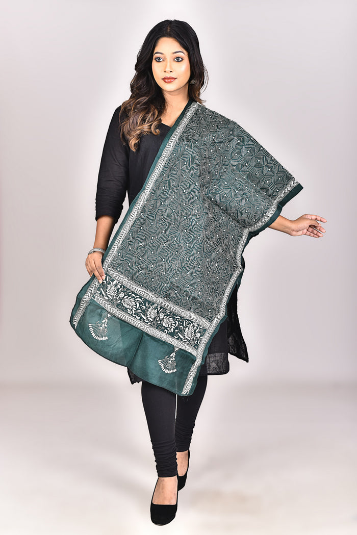 Women's Pure Silk Kantha Dupatta