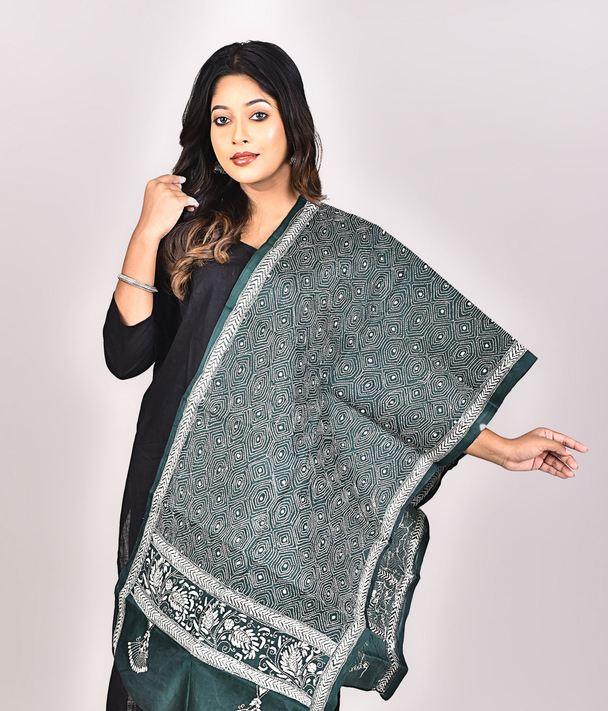 Women's Pure Silk Kantha Dupatta