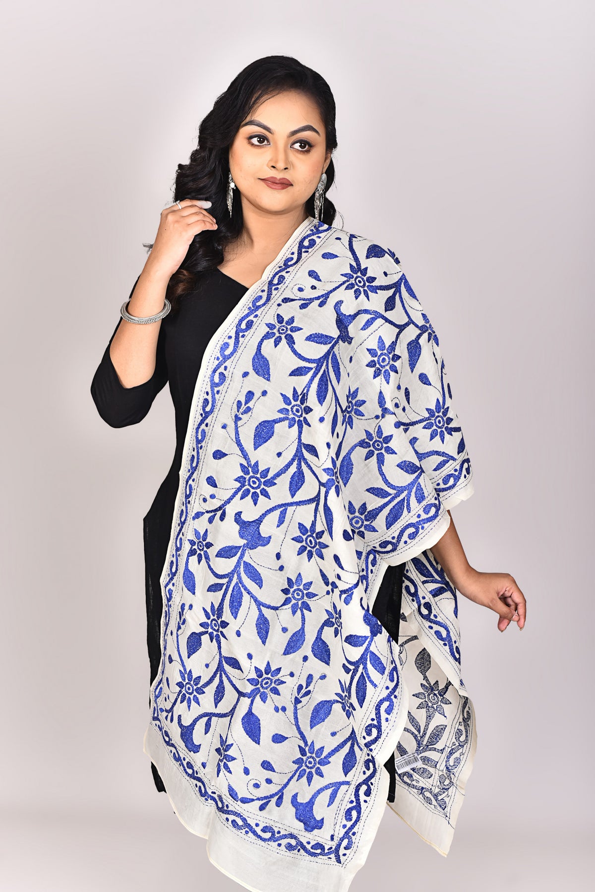 Women's Tussar Silk Kantha Dupatta