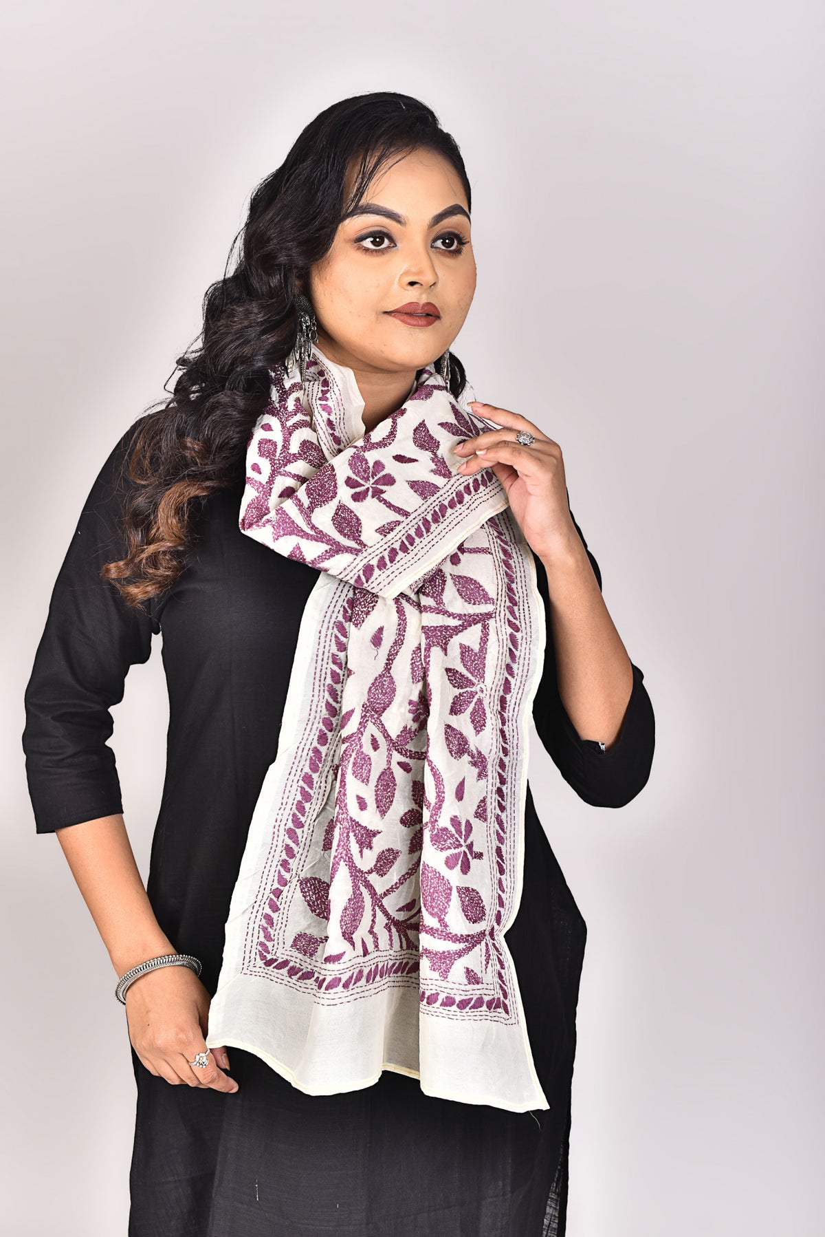 Women's Tussar Silk Kantha Dupatta