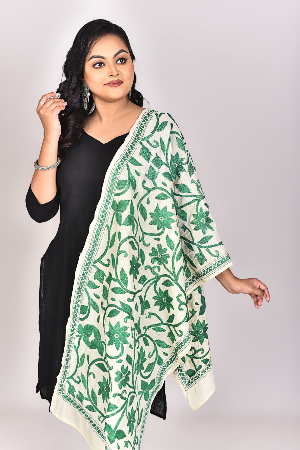 Women's Tussar Silk Kantha Dupatta