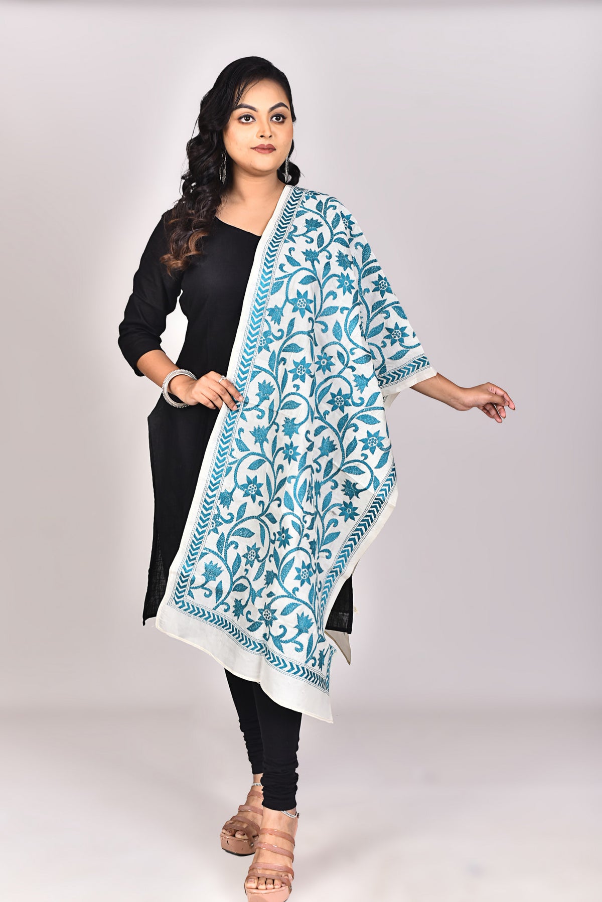Women's Tussar Silk Kantha Dupatta