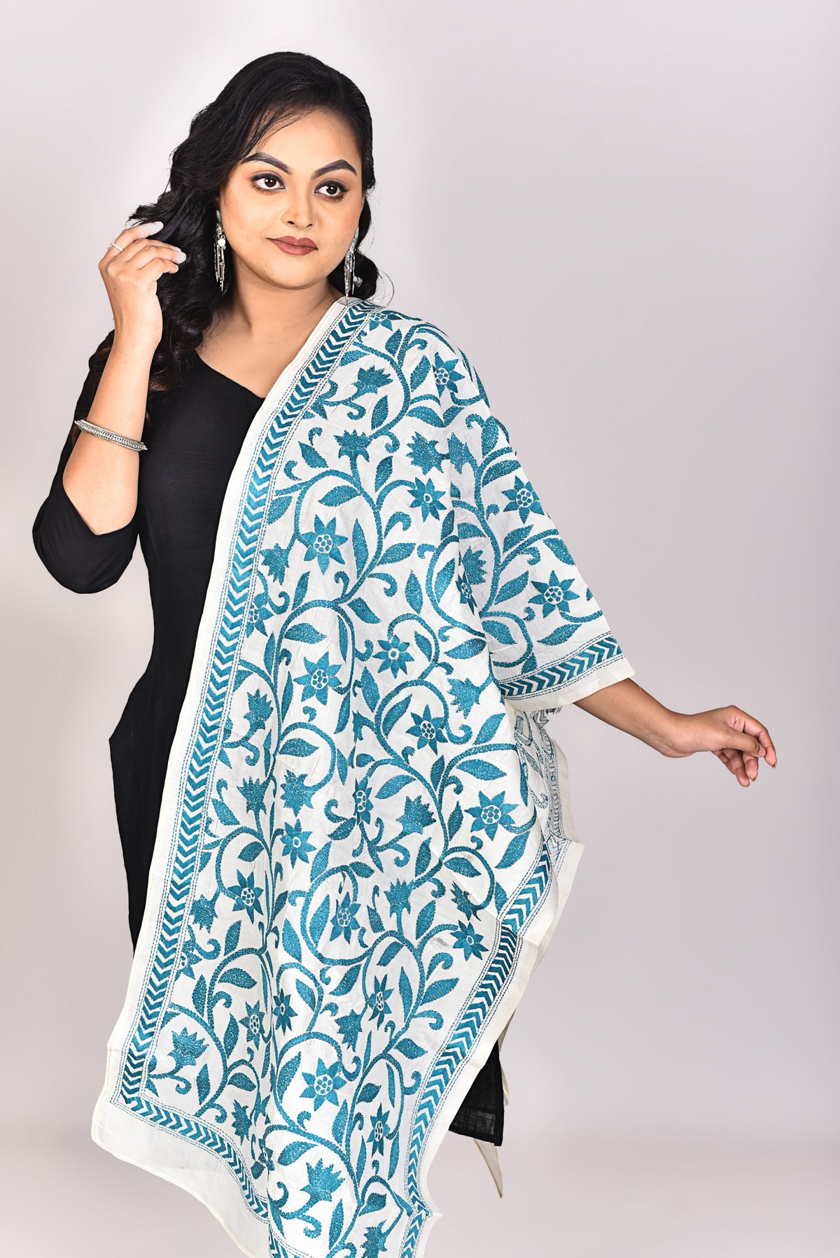 Women's Tussar Silk Kantha Dupatta