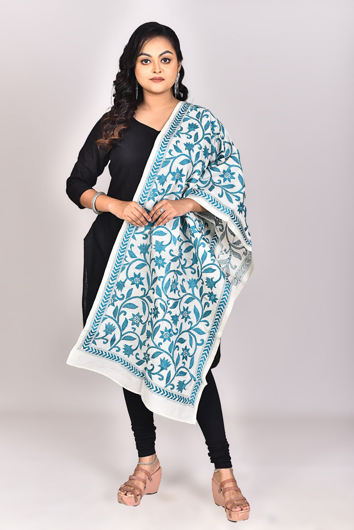 Women's Tussar Silk Kantha Dupatta