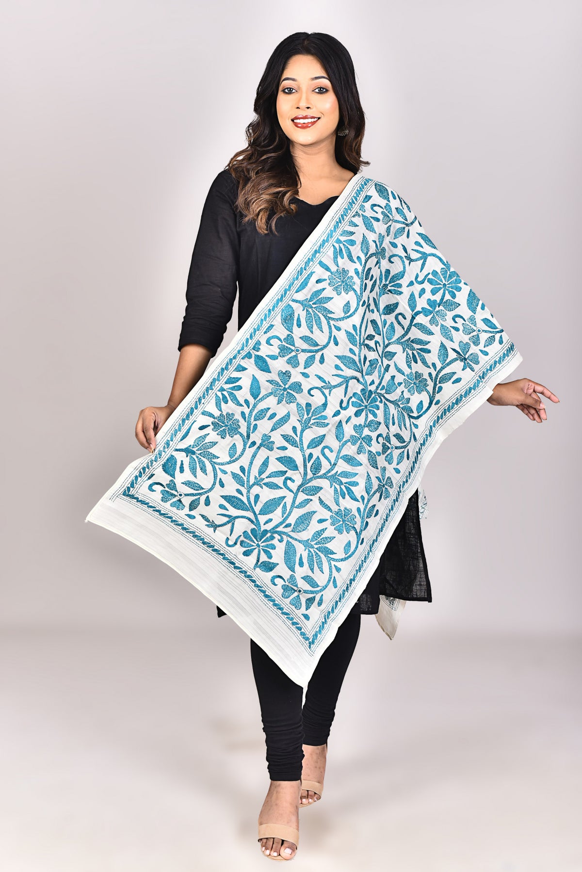 Women's Tussar Silk Kantha Dupatta