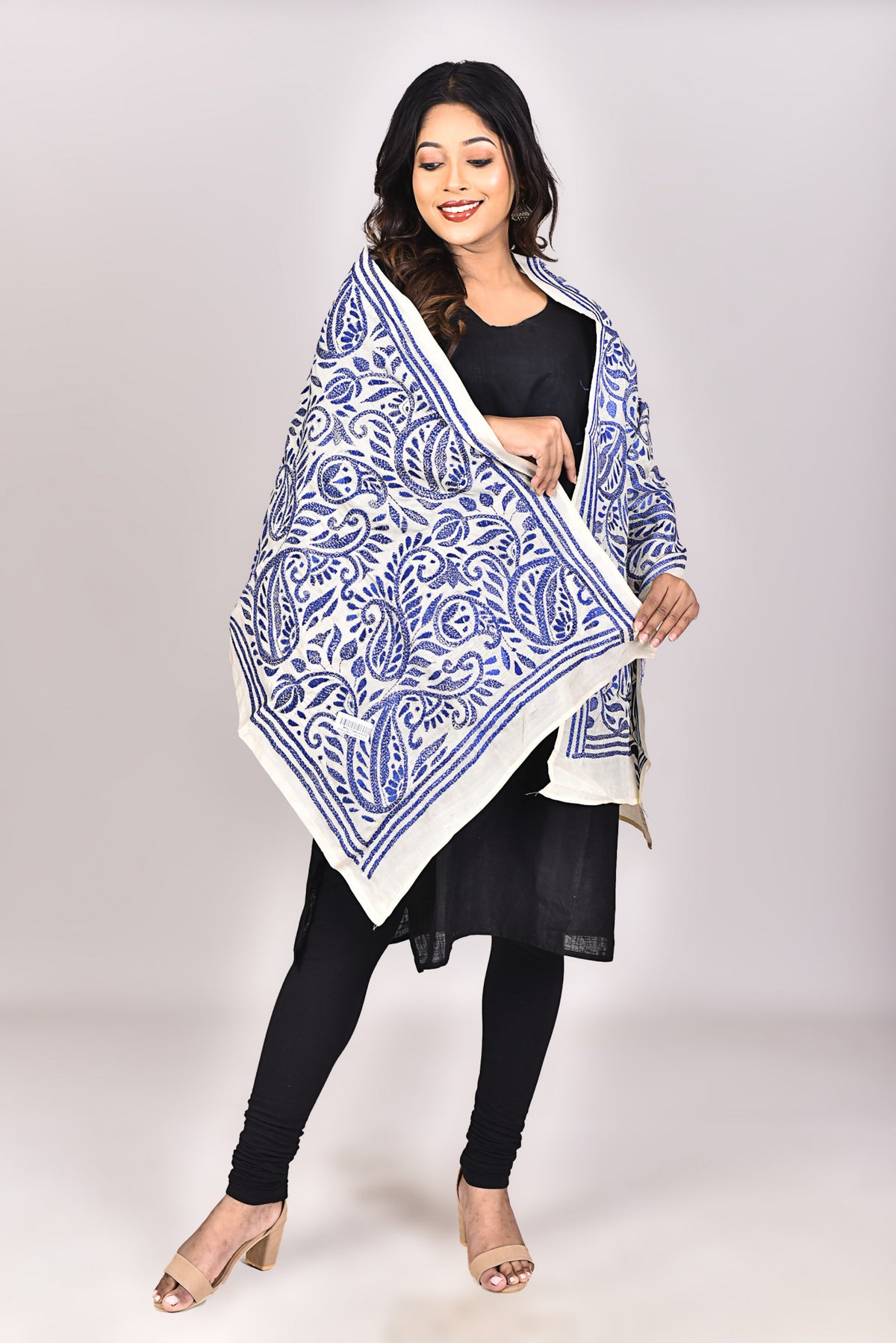 Women's Tussar Silk Kantha Dupatta