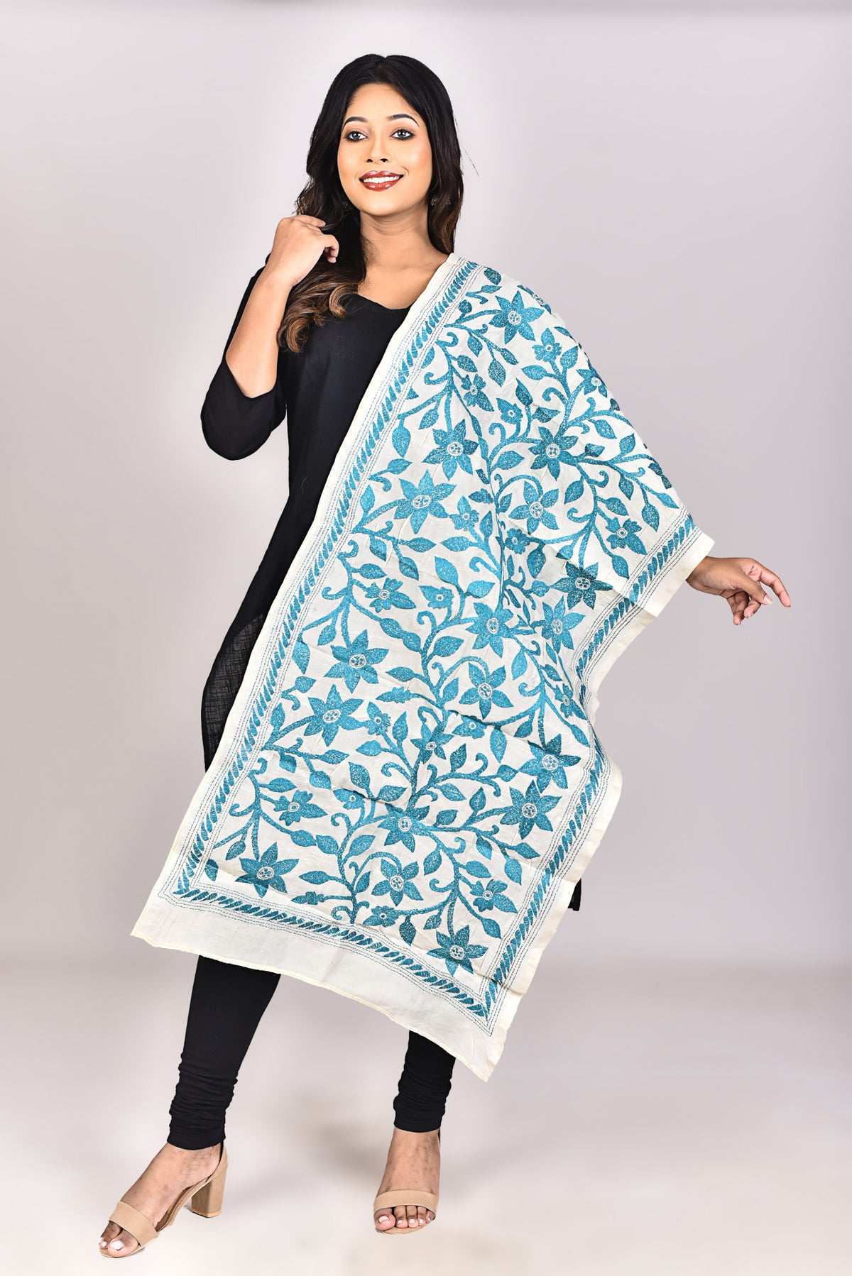 Women's Tussar Silk Kantha Dupatta