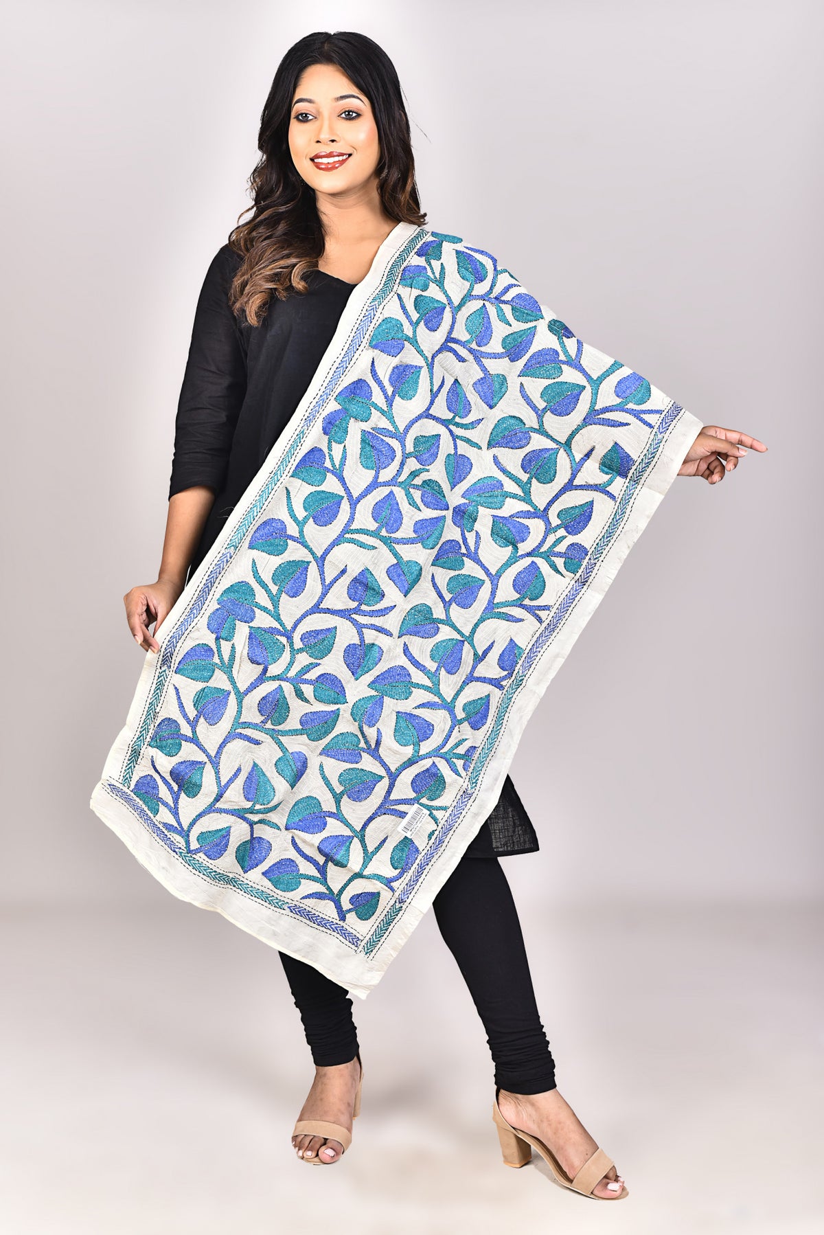 Women's Tussar Silk Kantha Dupatta
