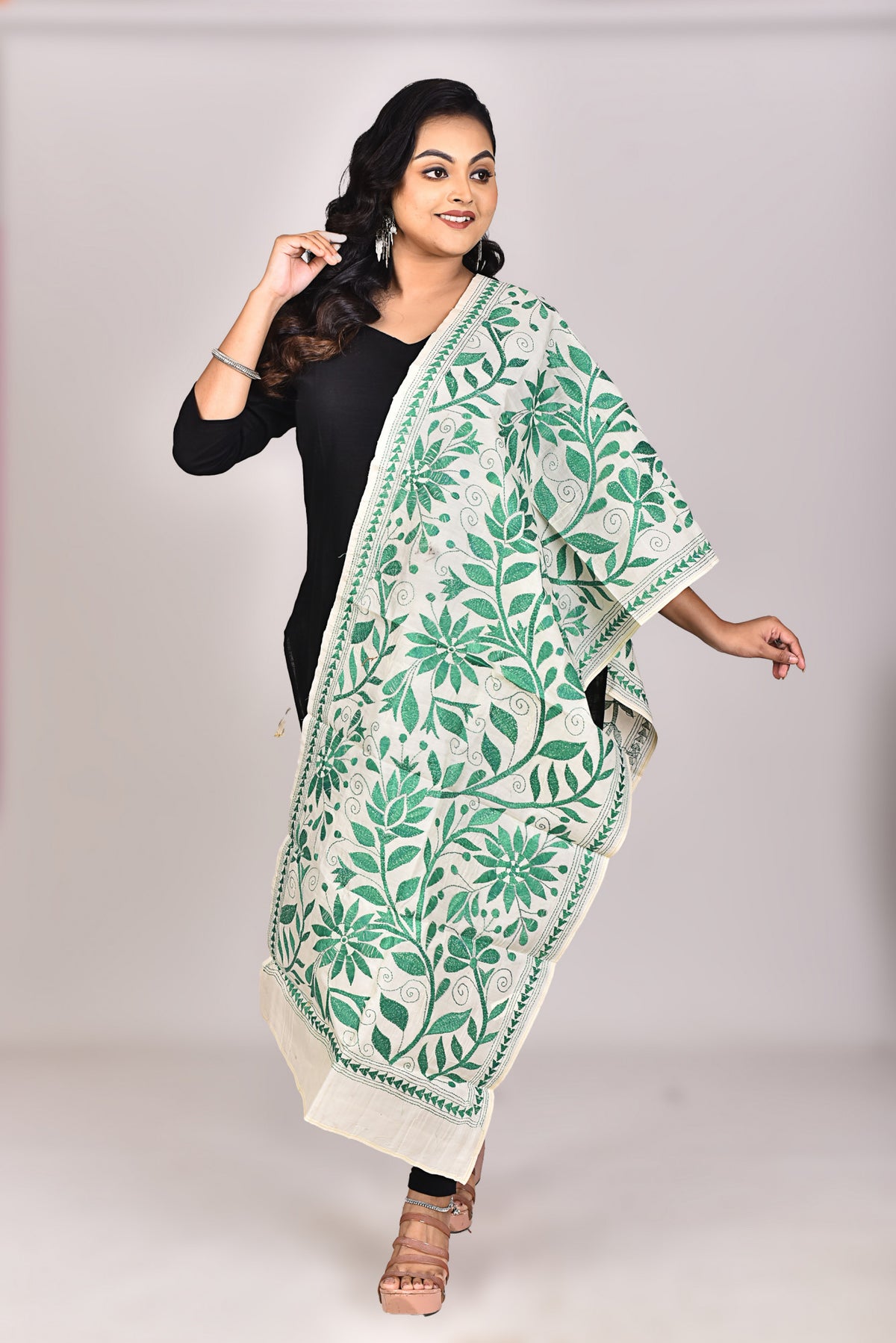 Women's Tussar Silk Kantha Dupatta