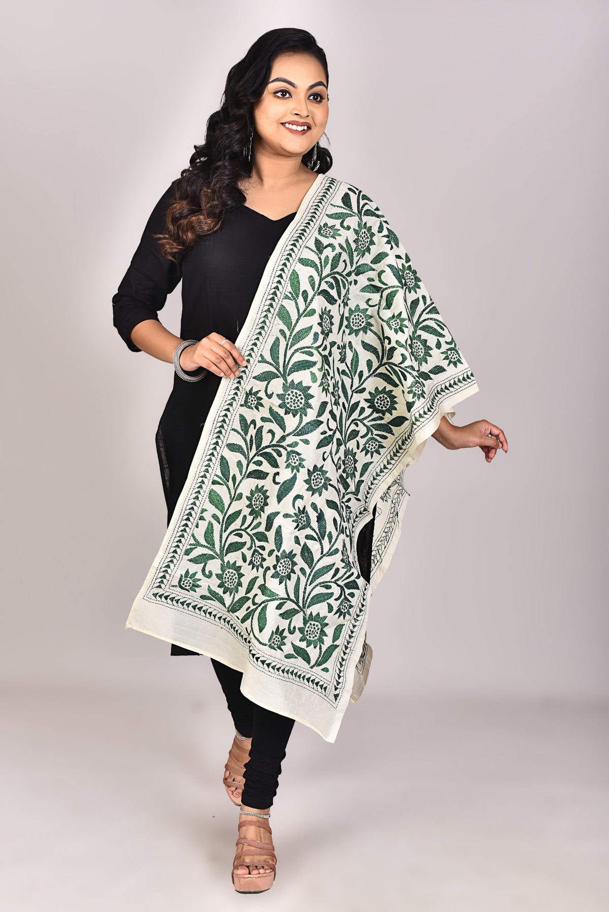 Women's Tussar Silk Kantha Dupatta